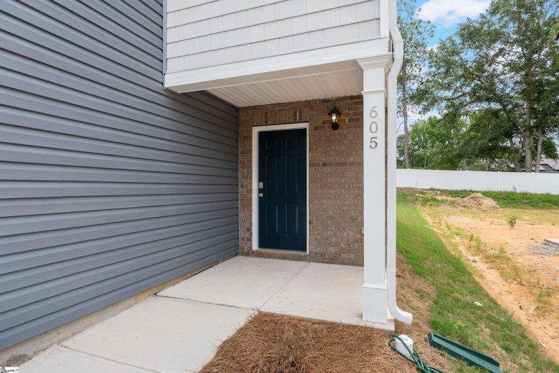 Property image 3 at 605 Evaleigh Street, Woodruff, SC 29388