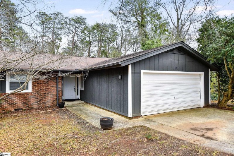 Property image 4 at 1015 Winterfield Place, Taylors, SC 29687-4463