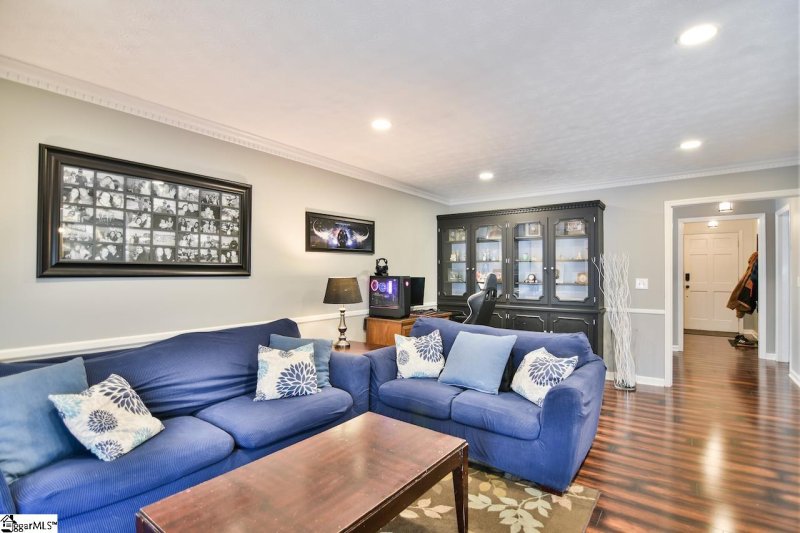 Property image 2 at 4 Blackenridge Drive, Taylors, SC 29687