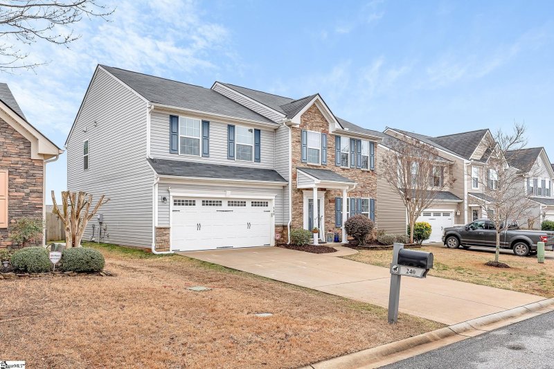 Property image 2 at 240 Mercer Drive, Simpsonville, SC 29681-6533