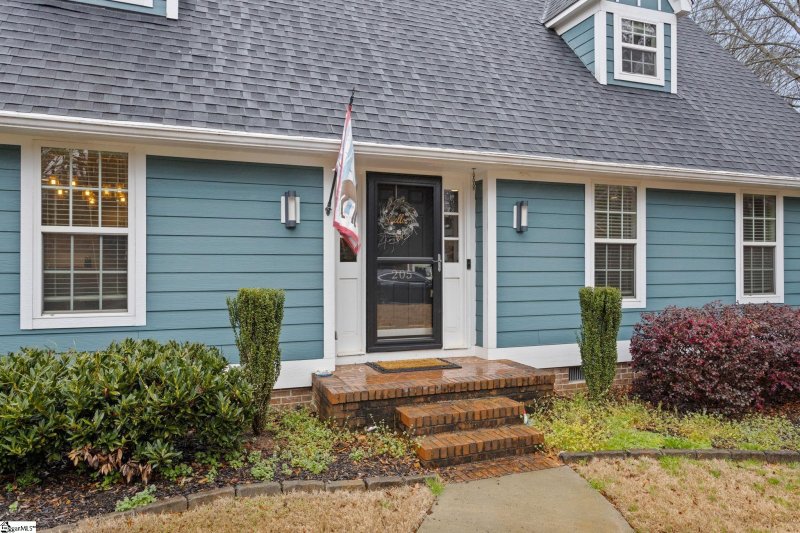 Property image 4 at 205 Sturbridge Drive, Greenville, SC 29615