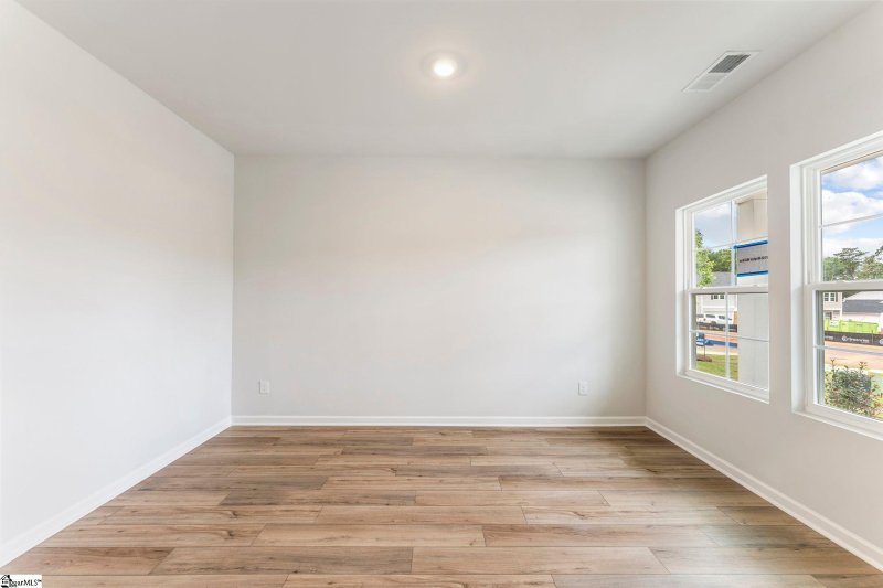 Property image 5 at 2045 Mayfair Mill Avenue, Spartanburg, SC 29320