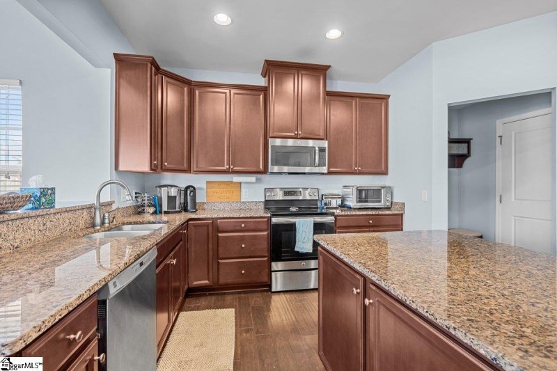 Property image 5 at 111 Sandusky Lane, Simpsonville, SC 29680