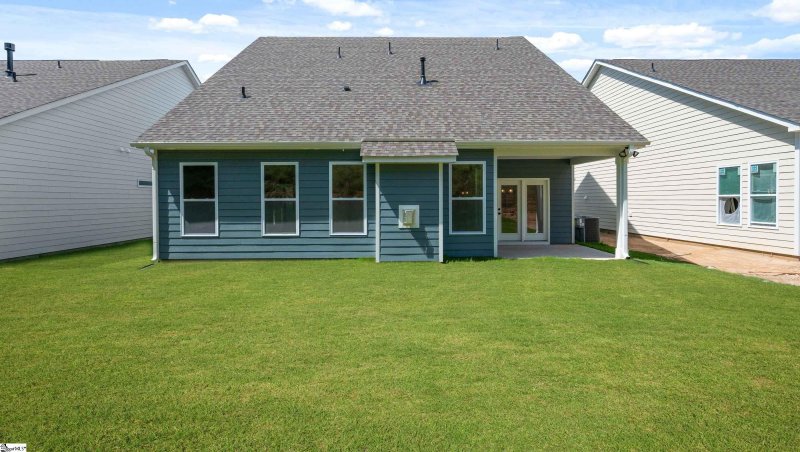 Property image 2 at 202 Layken Lane, Reidville, SC 29388