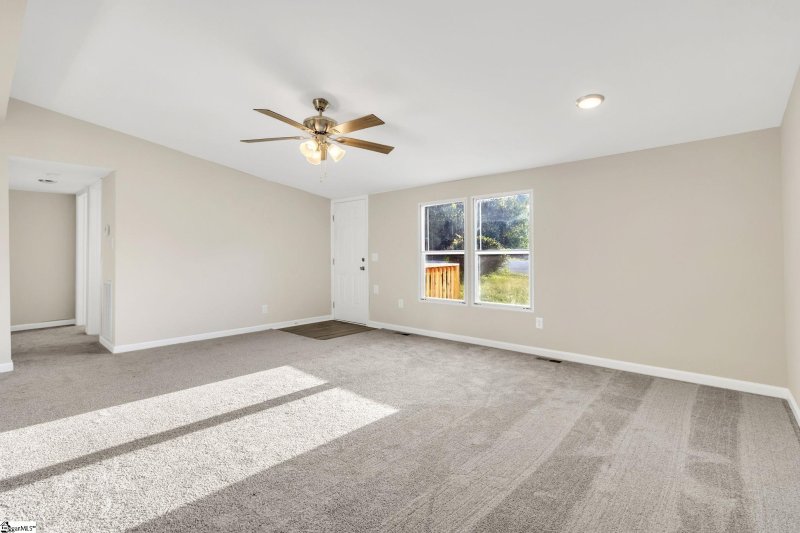 Property image 4 at 408 Clear Dawn Drive, Easley, SC 29640