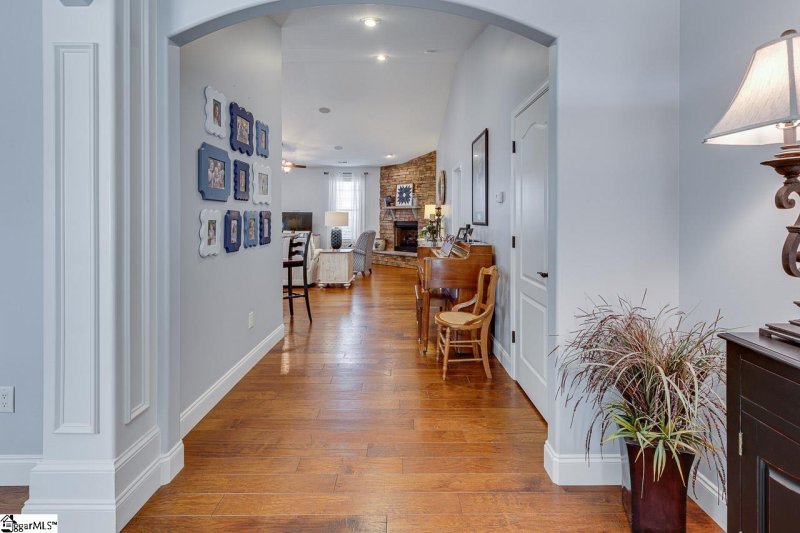 Property image 5 at 320 Wittrock Court, Taylors, SC 29687