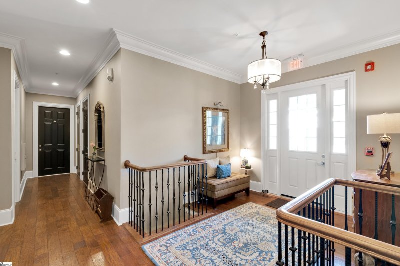 Property image 2 at 168 Ridgeland Drive, Greenville, SC 29601