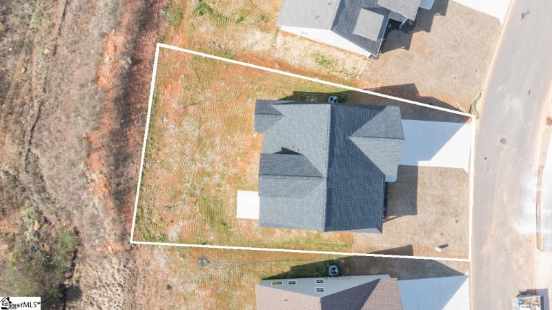 Property image 2 at 124 Megan Court, Piedmont, SC 29673