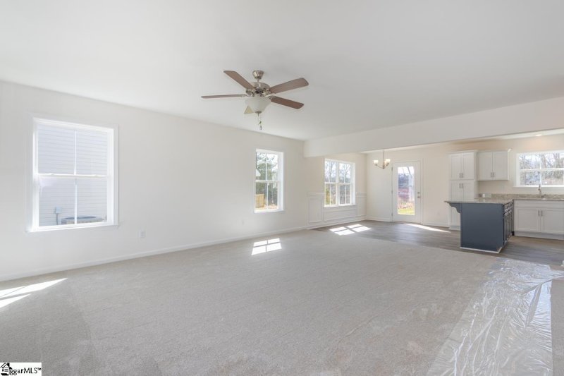 Property image 4 at 124 Megan Court, Piedmont, SC 29673