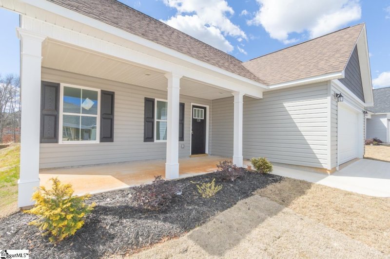 Property image 3 at 128 Megan Court, Piedmont, SC 29673