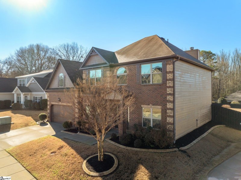 Property image 3 at 312 Cameron Creek Lane, Simpsonville, SC 29681