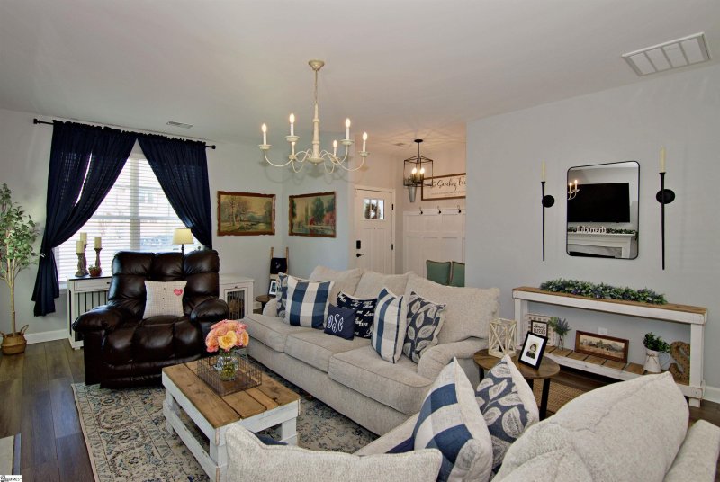 Property image 5 at 314 Starling Avenue, Easley, SC 29642