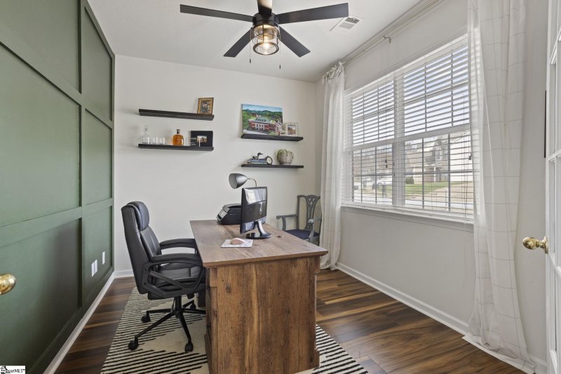 Property image 4 at 109 Roberts Hill Drive, Taylors, SC 29687