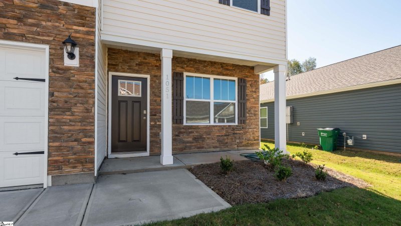 Property image 3 at 1051 White Willow Drive, Spartanburg, SC 29303