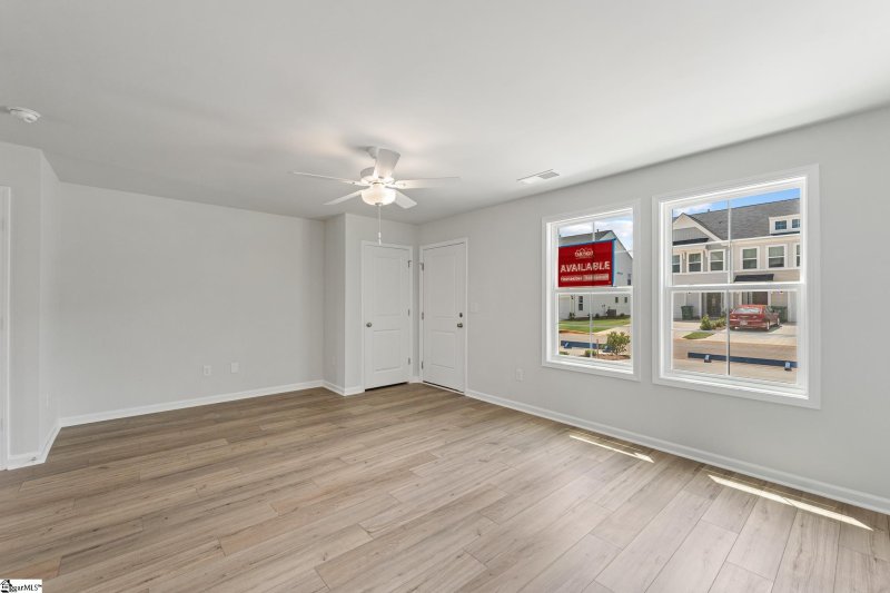 Property image 4 at 619 Blossom Run, Spartanburg, SC 29307