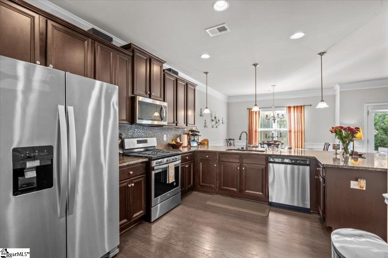 Property image 3 at 22 Stonebury Drive, Simpsonville, SC 29680