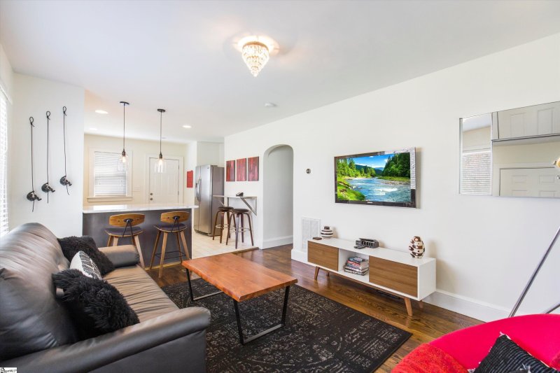 Property image 2 at 311 Sycamore Drive, Greenville, SC 29607