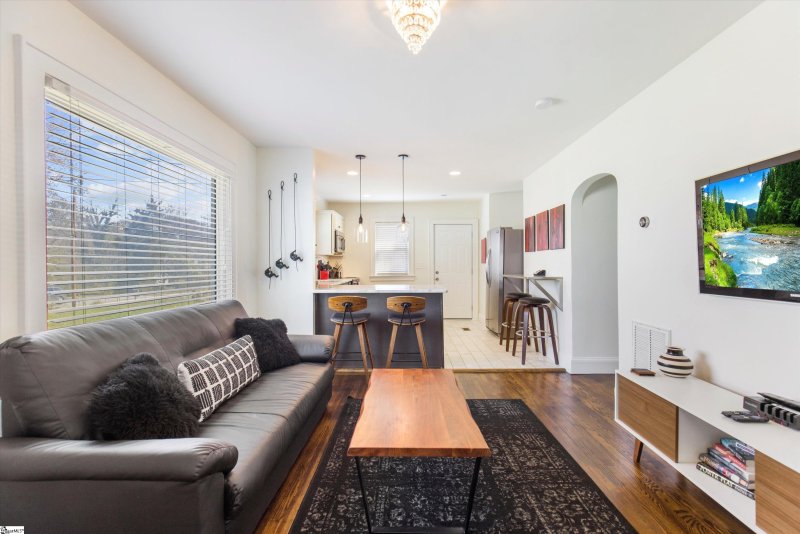 Property image 3 at 311 Sycamore Drive, Greenville, SC 29607