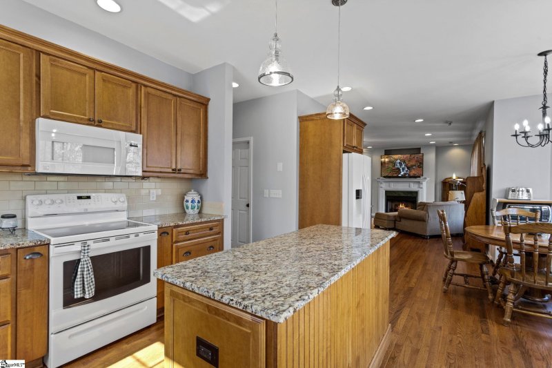 Property image 5 at 135 Warrenton Way, Simpsonville, SC 29681