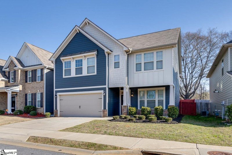 Property image 2 at 412 Hilburn Way, Simpsonville, SC 29680