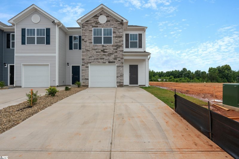 Property image 2 at 749 Embark Circle, Greer, SC 29651