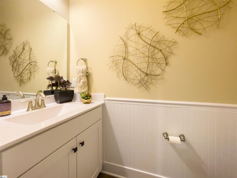 Property image 4 at 102 Muir Way, Piedmont, SC 29673