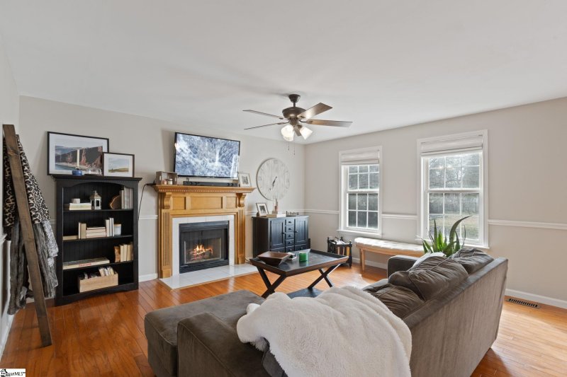 Property image 4 at 313 Clevington Way, Simpsonville, SC 29681