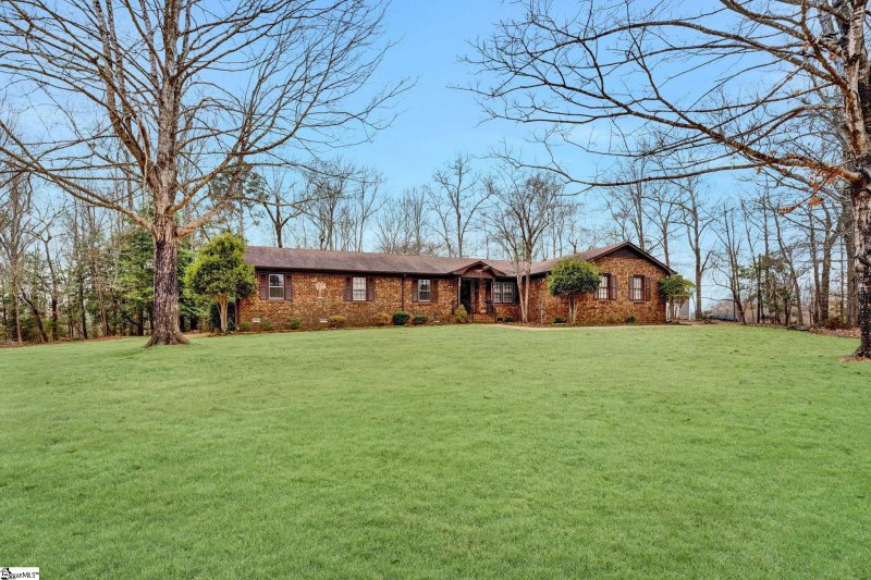 Property image 2 at 175 Carolina Way, Fountain Inn, SC 29644