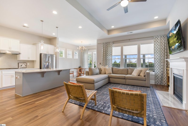 Property image 4 at 725 Torridon Lane, Simpsonville, SC 29681