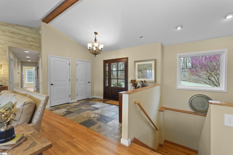 Property image 5 at 143 E Waterford Drive, Seneca, SC 29672