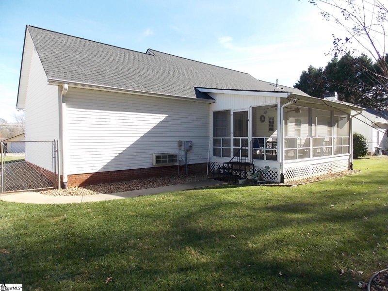 Property image 3 at 309 Patio Road, Easley, SC 29642