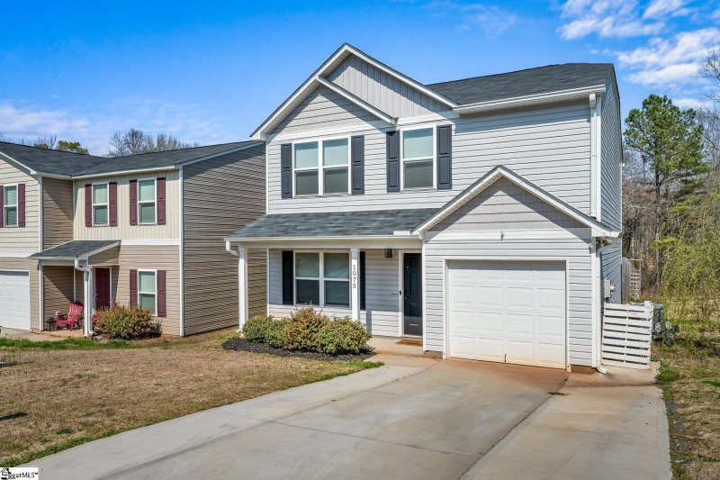 Property image 2 at 1075 Edenbrooke Circle, Anderson, SC 29621