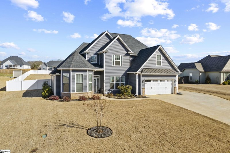 Property image 2 at 109 Rindge Road, Piedmont, SC 29673