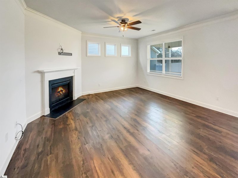 Property image 3 at 411 Stepstones Drive, Boiling Springs, SC 29316