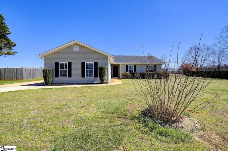 Property image 2 at 119 Fleet Drive, Anderson, SC 29625