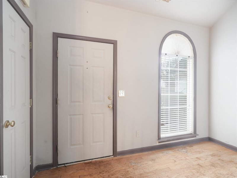 Property image 5 at 628 Glassyrock Court, Greer, SC 28650