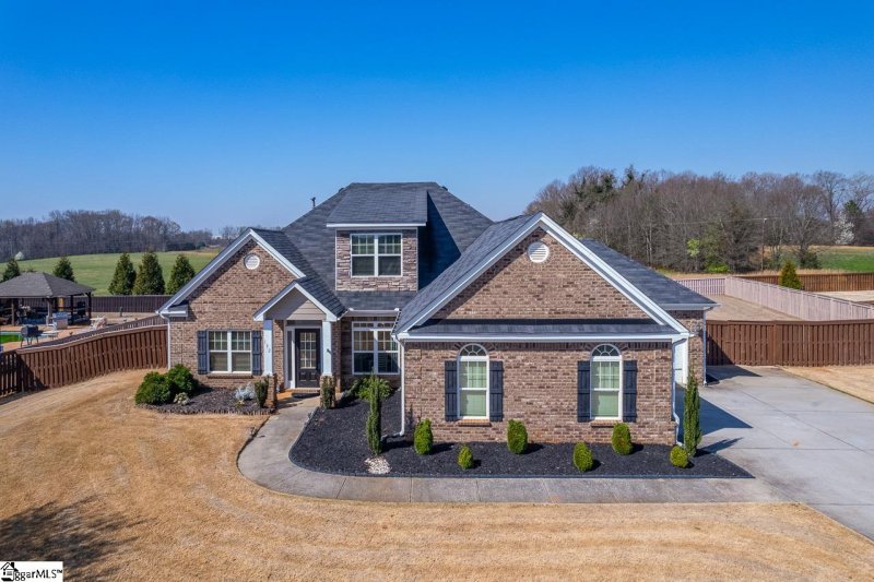 192 Harbrooke Circle