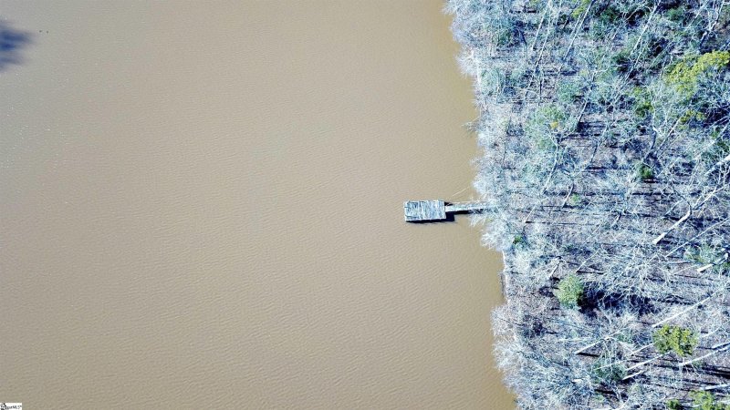 Property image 3 at 113 W Waters Edge Lane, West Union, SC 29696