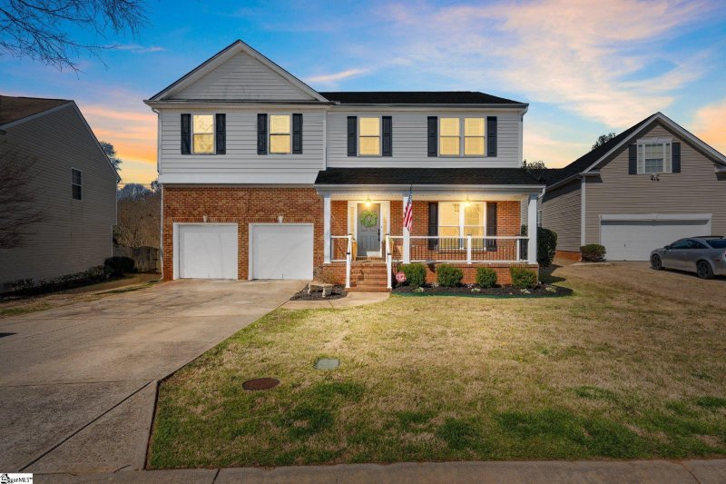 322 Waterton Way