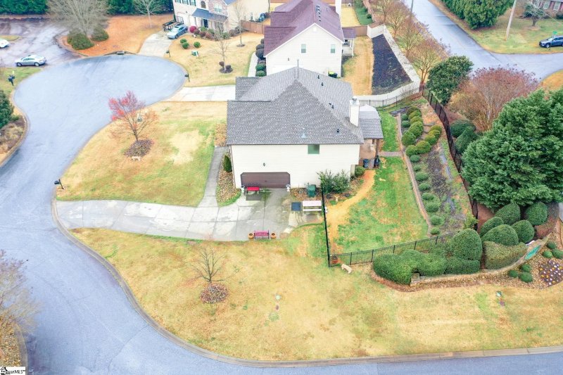 Property image 3 at 100 Cantle Court, Easley, SC 29642