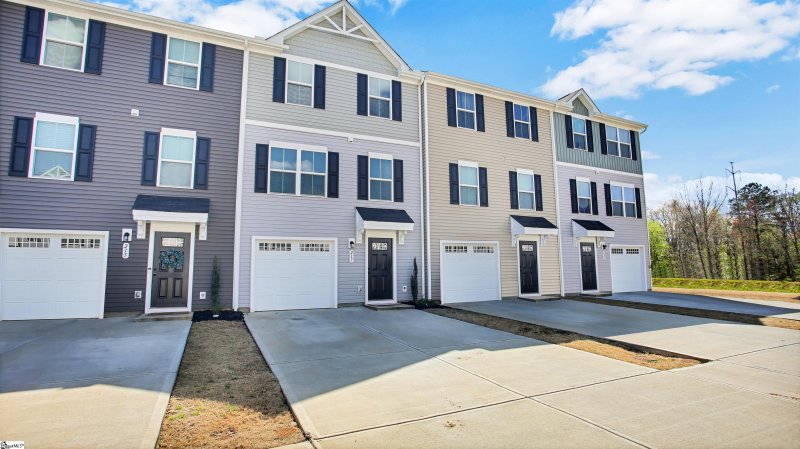Property image 2 at 217 Maple Forge Trail, Greenville, SC 29617