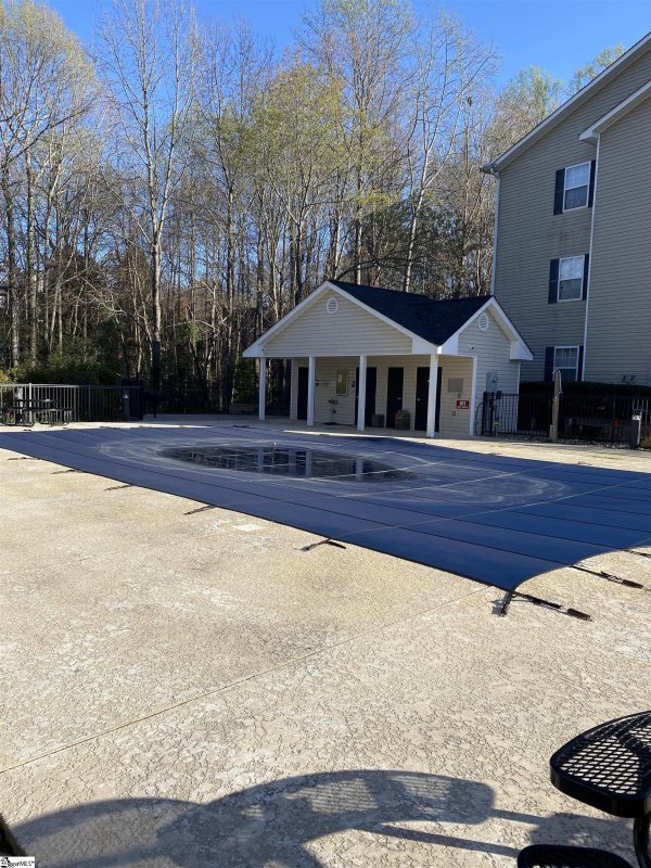 Property image 2 at 304 McKenna Circle, Greenville, SC 29615