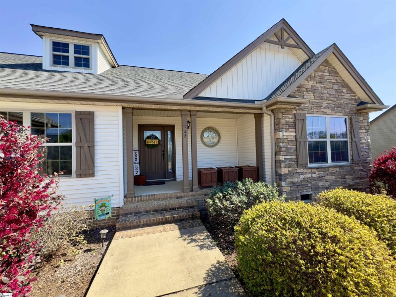Property image 3 at 123 Deyoung Meadows Drive, Greer, SC 29651