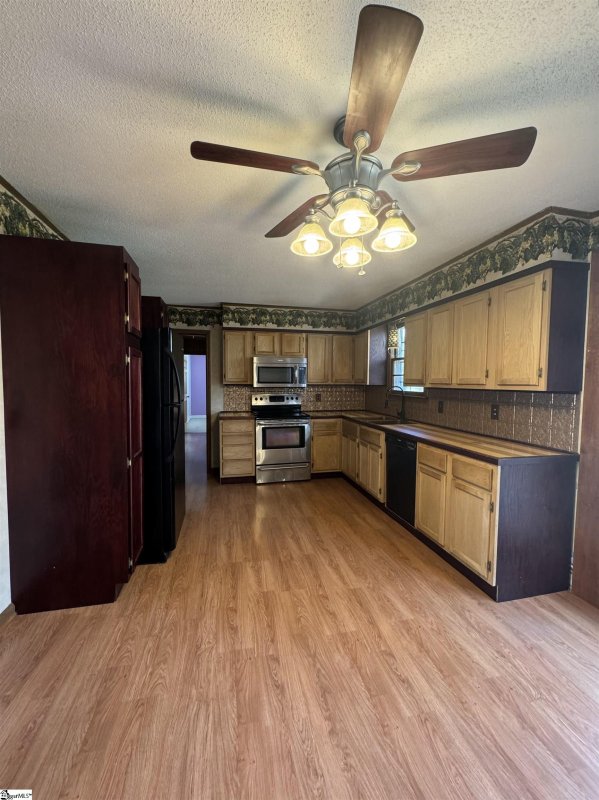 Property image 2 at 113 Bentwood Court, Piedmont, SC 29673