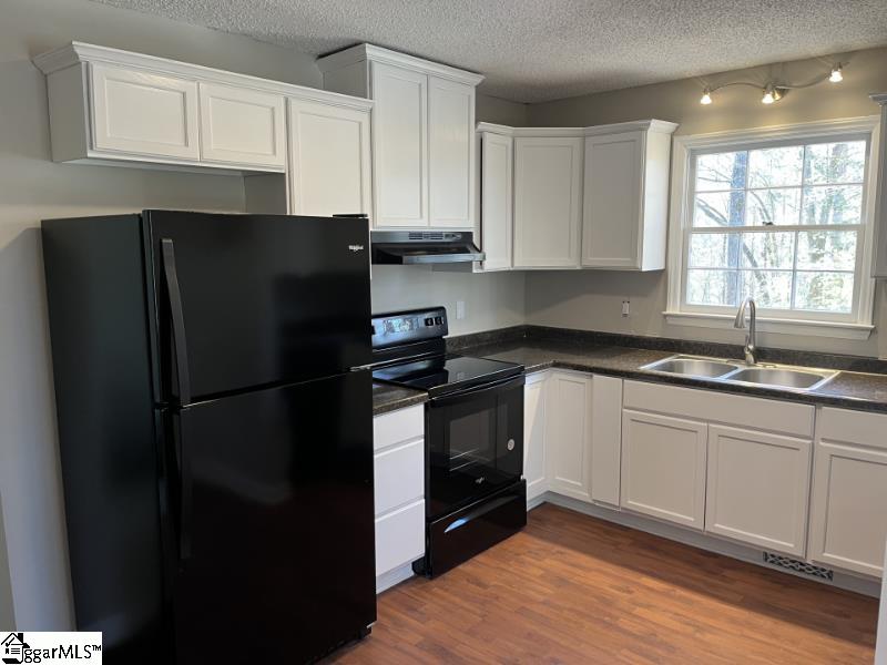 Property image 3 at 14 Oakridge Court, Wellford, SC 29385