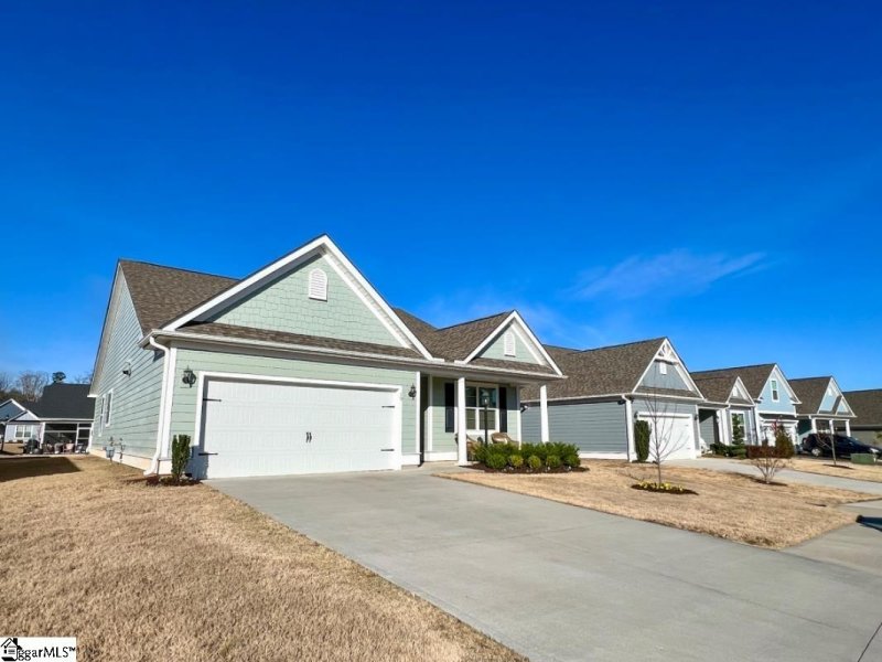 Property image 2 at 10 Octavia Road, Taylors, SC 29687