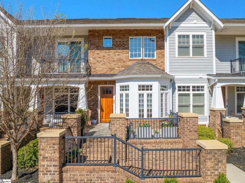 Property image 3 at 100 S Hudson Street, Greenville, SC 29601