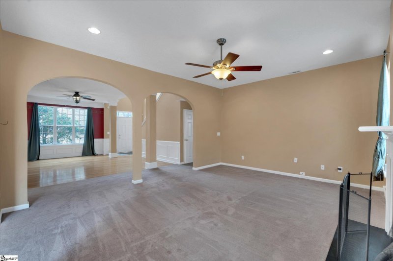 Property image 3 at 21 Stonewater Drive, Simpsonville, SC 29680