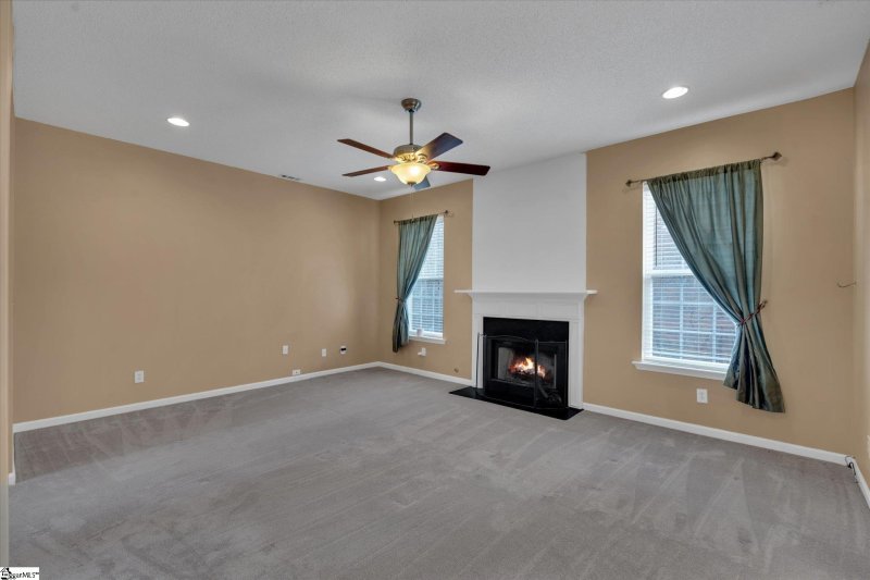 Property image 4 at 21 Stonewater Drive, Simpsonville, SC 29680