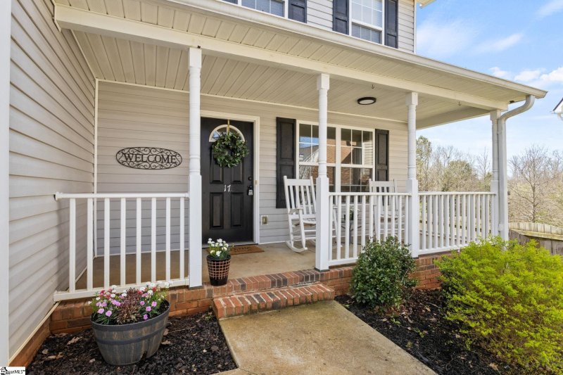 Property image 2 at 17 Catbriar Court, Simpsonville, SC 29680-7222